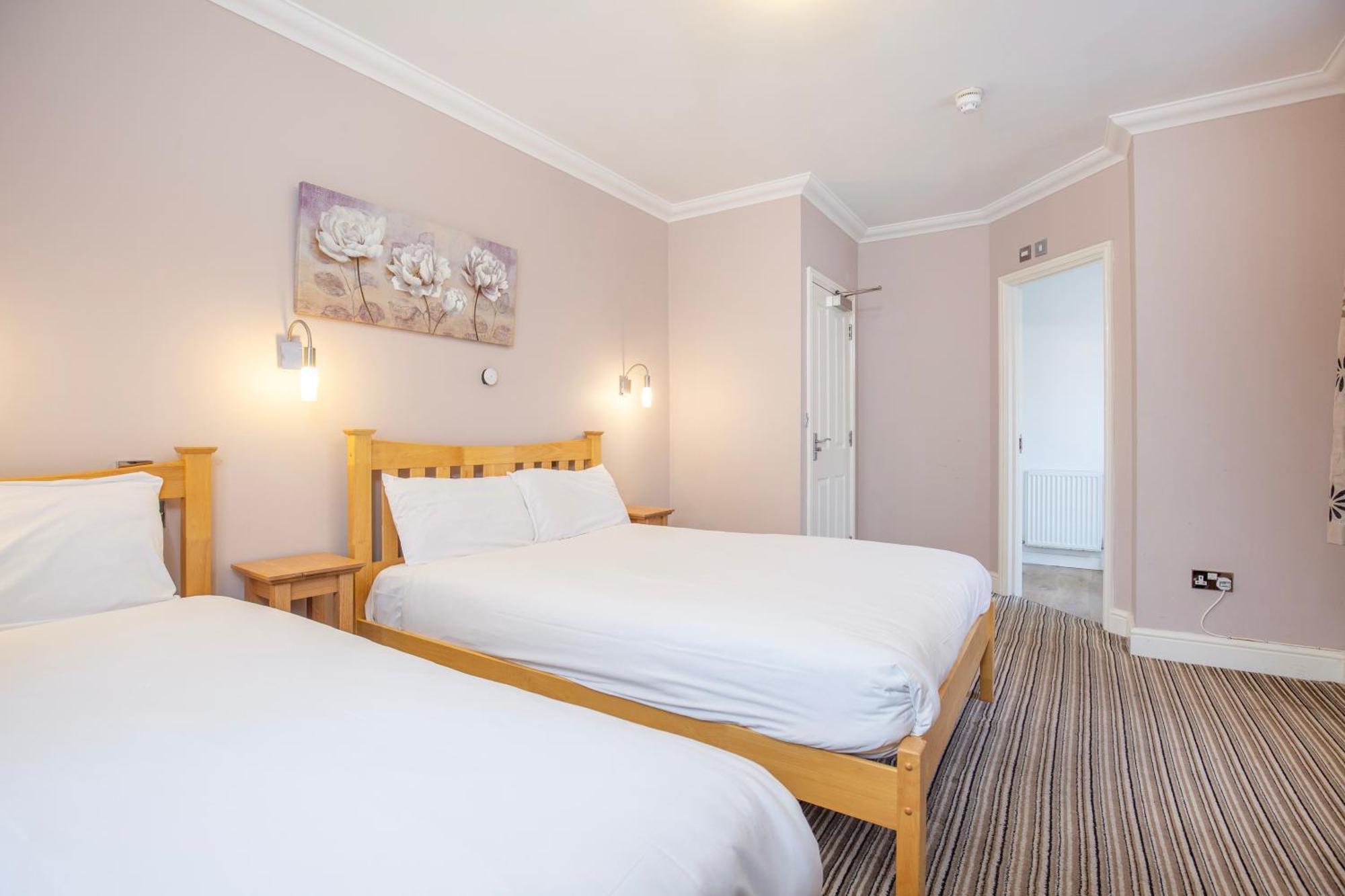 Marlborough Hotel NWI Room photo